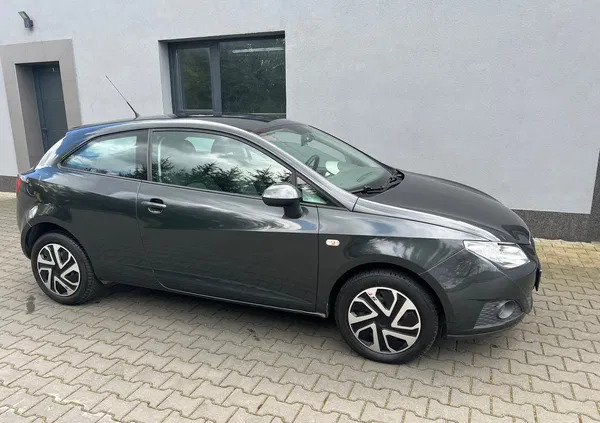 seat ibiza zachodniopomorskie Seat Ibiza cena 13500 przebieg: 175000, rok produkcji 2011 z Kołobrzeg